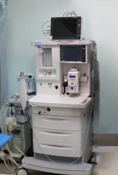 Аппарат для ингаляционной анестезии (Скульптора Мухиной)
